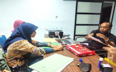 Verifikasi Pencairan BPOPP 2025: Bendahara Sekolah Swasta Gresik Tunjukkan Komitmen Tinggi untuk Pendidikan